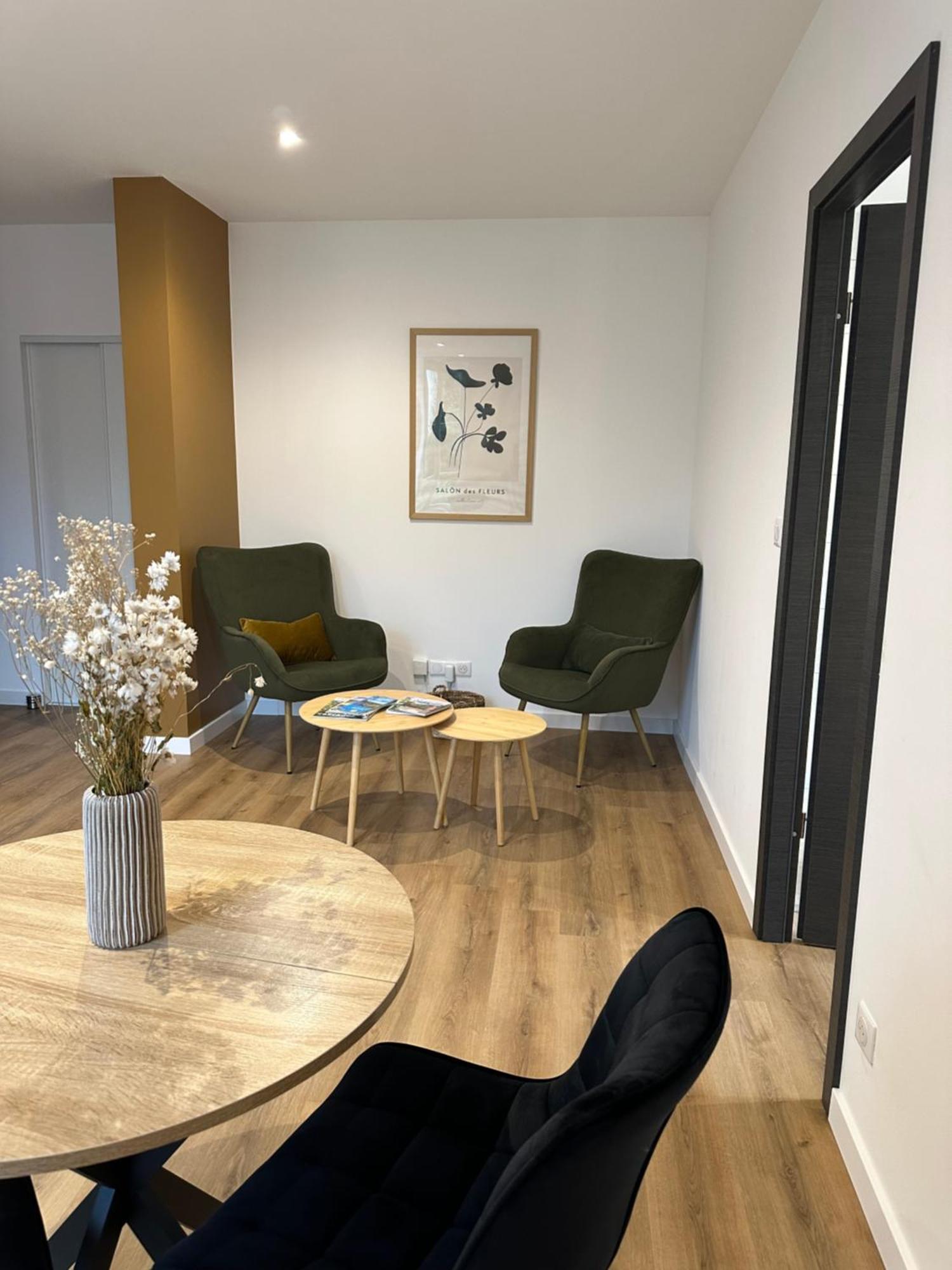 Appartement De La Gare Remiremont Eksteriør billede