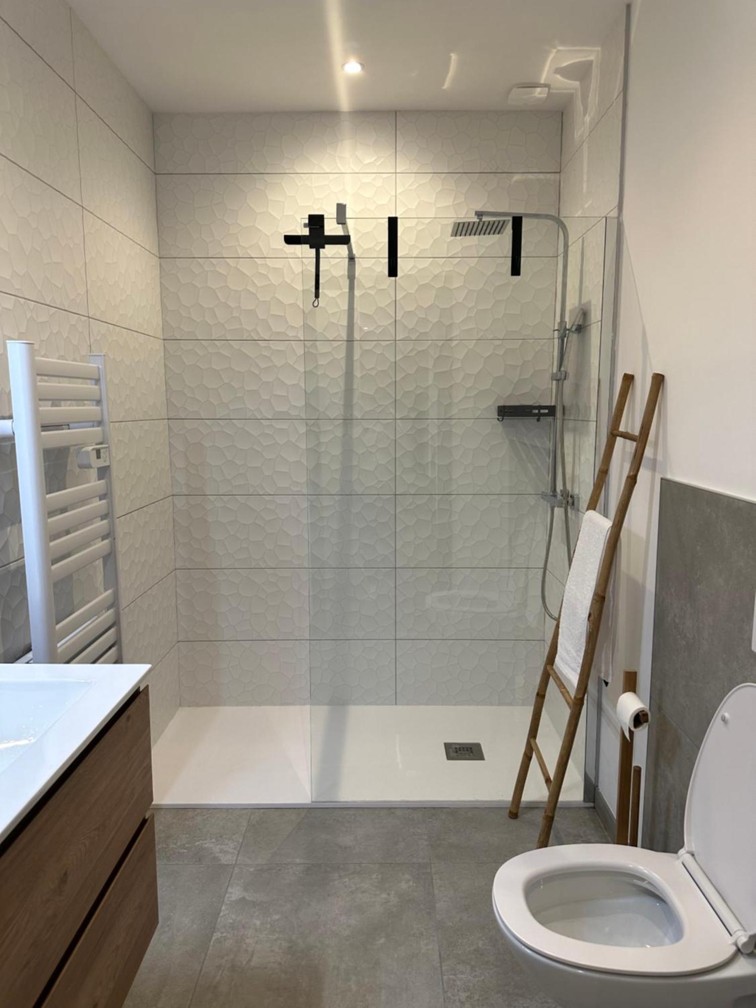 Appartement De La Gare Remiremont Eksteriør billede
